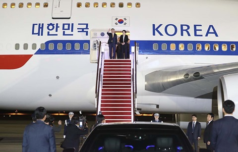 문 대통령, APEC 순방서 '포용국가' 강조
