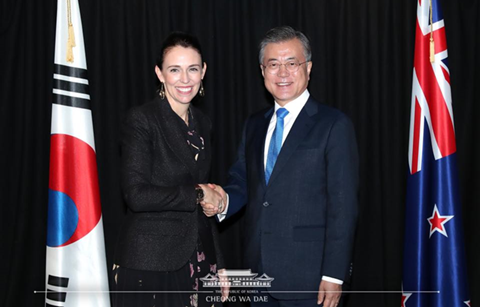 뉴질랜드 정상회담 “방산‧남극 연구 협력”