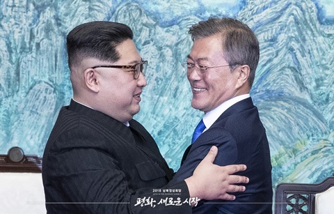 CNN “남북 종전선언 합의, 올해의 좋은 뉴스”