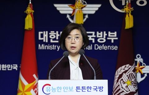 한국, 일본 협의 중단에 “유감… 정부 입장변화는 없어”