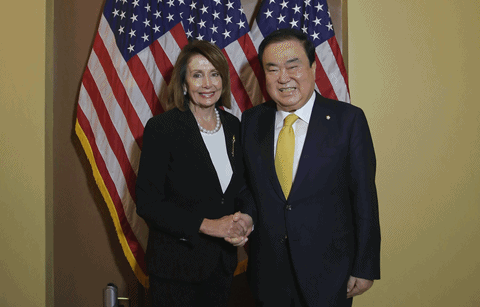 펠로시 미 하원의장 “위안부 문제 해결 위한 노력 지지”