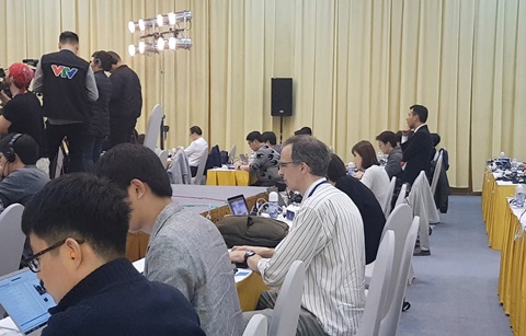 [이시각 하노이] 27일 오후 2시 북적대는 한국프레스센터