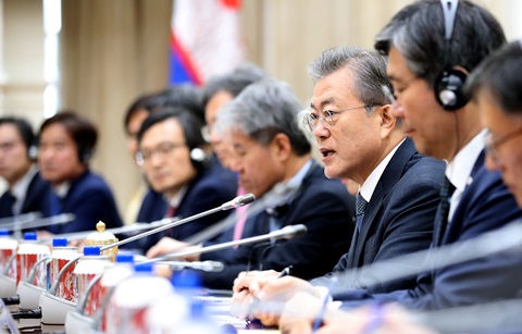 한-캄보디아 정상회담 “경제협력 확대”