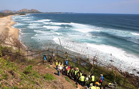 [르포] 65년 만에 열린 'DMZ 평화의 길' 직접 가보니