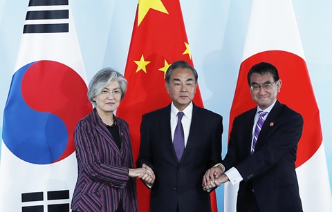 “3국 협력 강화” 한 목소리