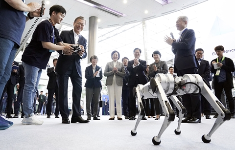 “완전히 새로운 인공지능 국가전략 제시할 것”