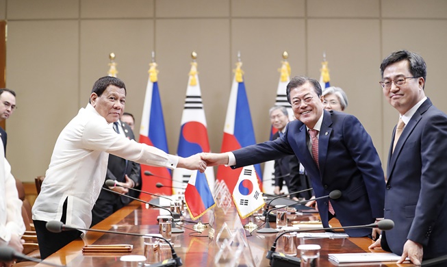[이제는 아세안 ⑧] 필리핀, 첫 아세안 수교국