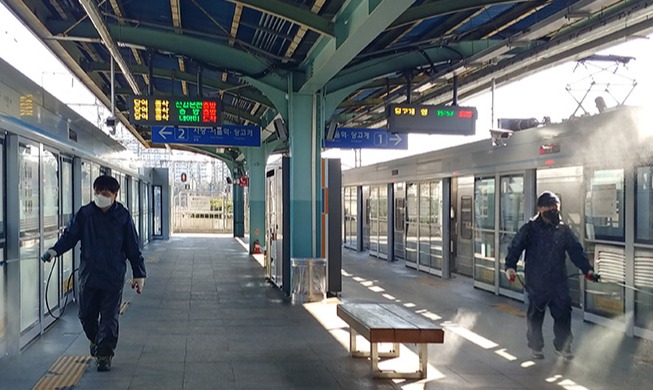 [‘이상한나라 이상한사람’①] 중국인 방역봉사자 허홍천