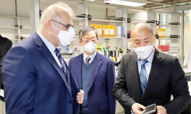 프랑스, 한국 코로나19 대응에 경의