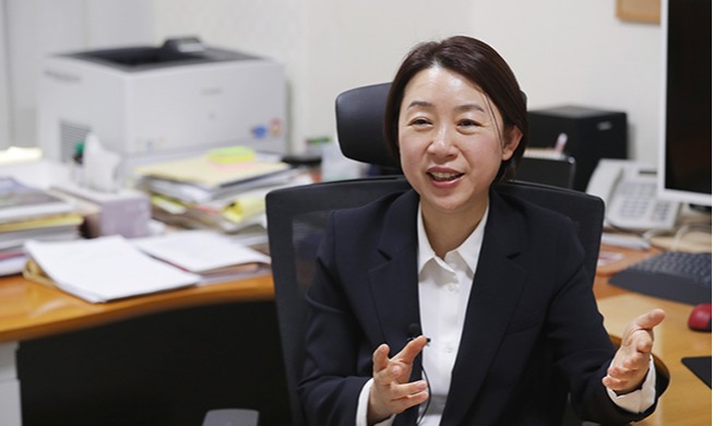 기모란 교수, "바이러스에는 국경이 없다"