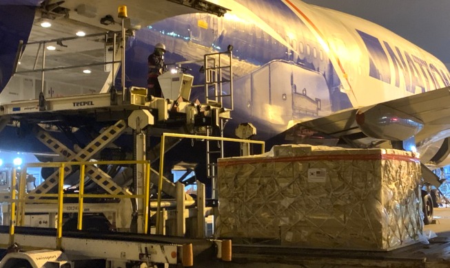 정부, 미국에 마스크 200만 장 긴급 지원