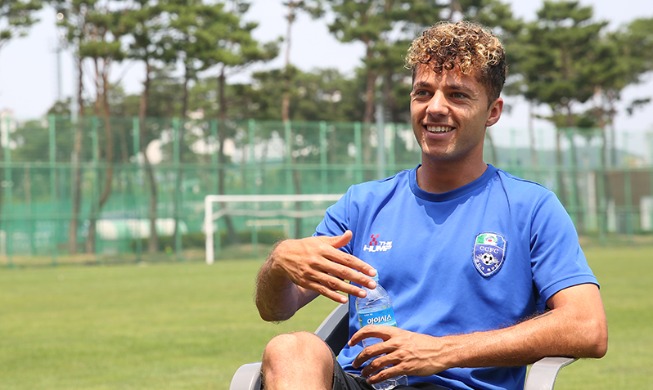 [외국인 선수의 한국 생활] 네덜란드 청소년 축구 대표 출신 제리 "한국에 오겠다는 동료들 많아요"