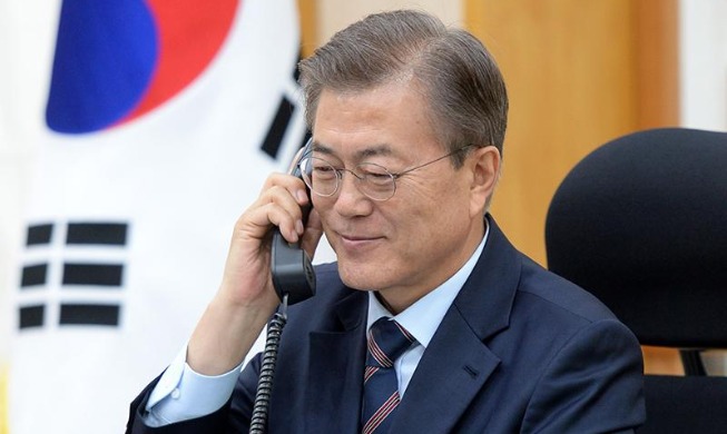 문 대통령, 뉴질랜드 총리와 통화 "WTO 사무총장 유명희 후보 지지 요청"