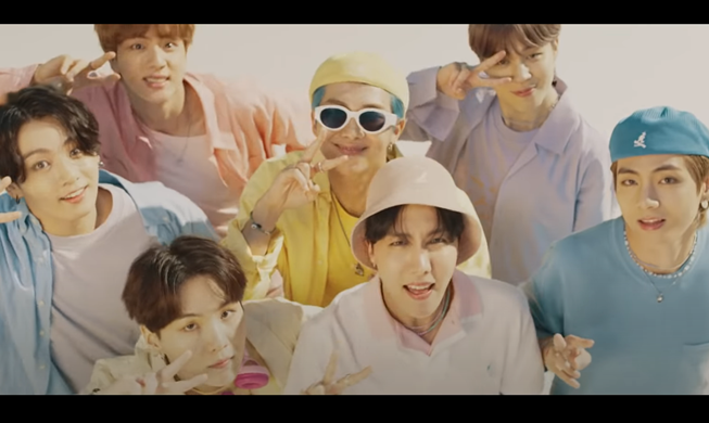 BTS, 세계최대 음악스트리밍 플랫폼 '스포티파이' 1위···한국가수 최초