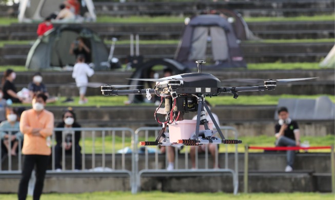 르몽드 “한국, ‘비대면 사회’가 구축된 국가”