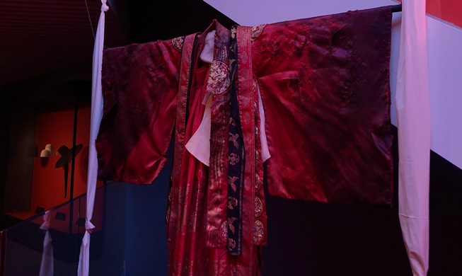 눈 앞에서 만나는 '킹덤'···'피로 물든 역사전'