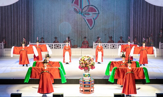 [설 특집] 세배, 떡국에서 국악 공연까지···온라인에서 만나는 한국 전통문화