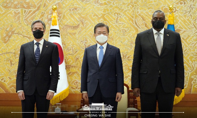 문 대통령, 미 국무·국방장관 접견∙∙∙"한미 양국 빈틈없는 공조 계속"