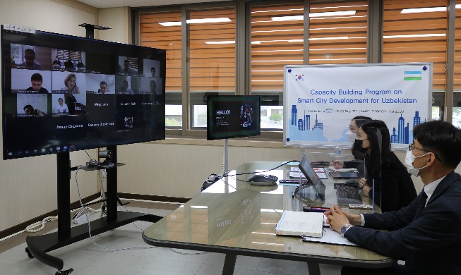 '수자원 부족' 우즈벡에 '스마트 물관리 기법' 전수