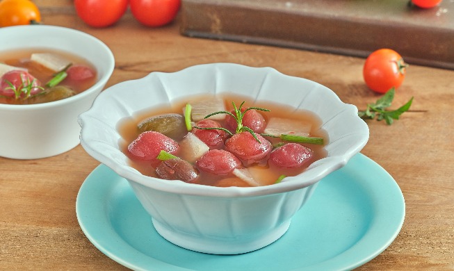 [김치, 오늘은 이렇게 먹어볼까] 5. 나박김치와 방울토마토 절임