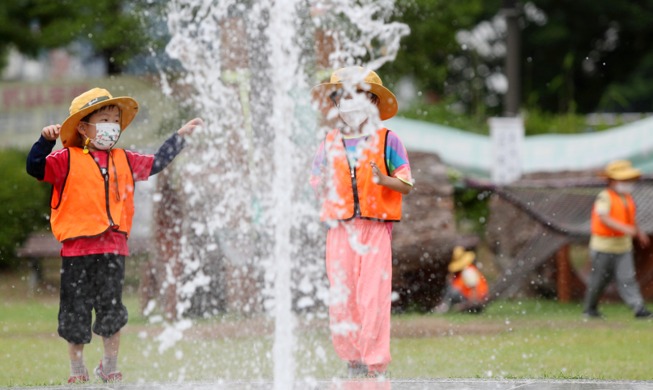 [사진으로 보는 한국] 여름이 시작됐다