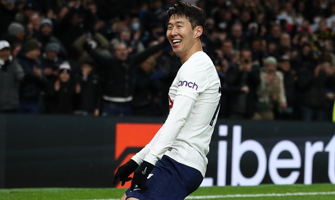 손흥민, 국제축구통계연맹 선정 ‘올해의 아시아 선수’