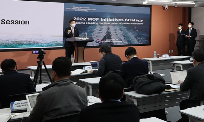 [사진으로 보는 한국] 코시스센터 개소 후 첫 기자간담회