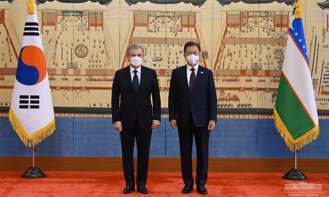 우즈베키스탄-한국 수교 30년, 무궁무진한 기회 열려 있어 (비탈리 펜 주한우즈베키스탄 대사)