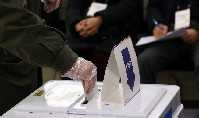 [사진으로 보는 한국] 제20대 대통령 선거···'소중한 한 표'