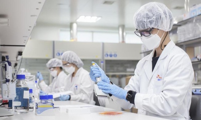 코로나19 백신 수출 급증···지난해 보건산업 수출 역대 최고