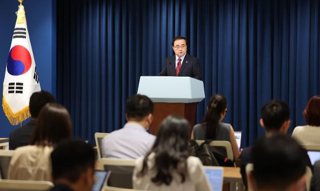 윤 대통령, 28일 조코위 대통령과 정상회담···"새 정부 아세안 외교의 시작"