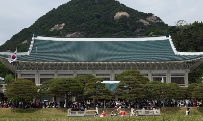 청와대 관람객 200만 명···지난해 경복궁 관람객의 1.9배