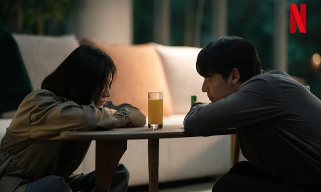 '더 글로리', 파트2 공개 후 2주 연속 넷플릭스 비영어권 TV 부문 1위