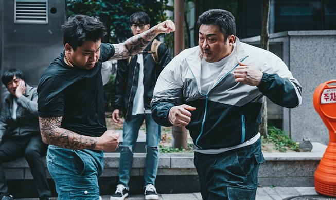 영화 ‘범죄도시’ 1~3편 관객 3000만 명 돌파···한국 영화 최초