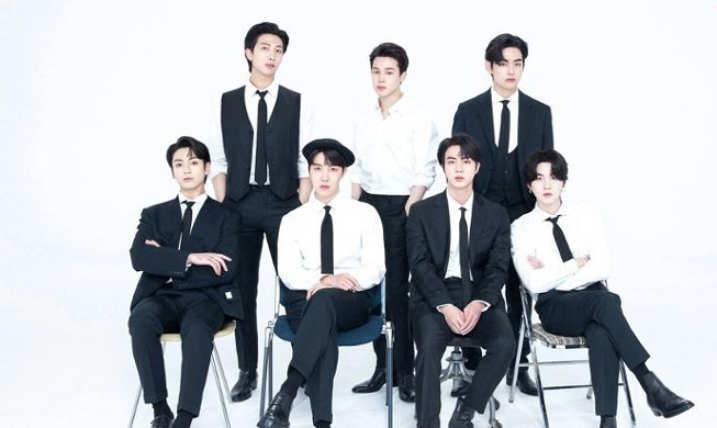 빌보드 '톱10' 비영어곡 중 한국어 노래 2위···BTS의 힘