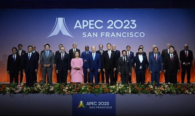 사진으로 보는 윤 대통령 APEC 정상회의 순방