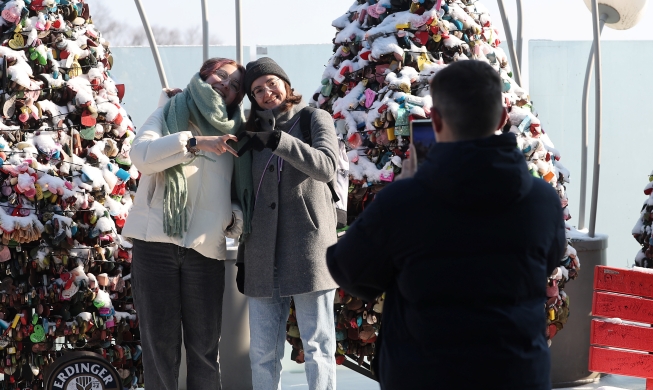 1~11월 누적 방한 외국인 관광객 999만5000명