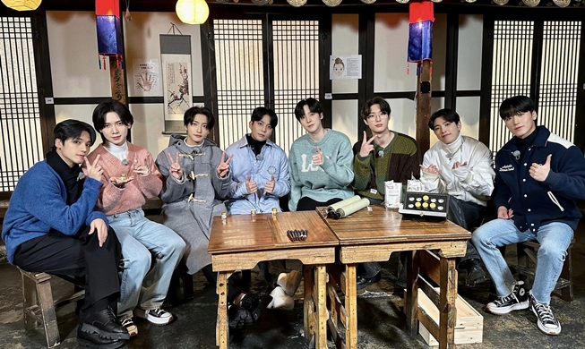 에이티즈, 美 코첼라 무대 오른다···K-팝 보이그룹 최초