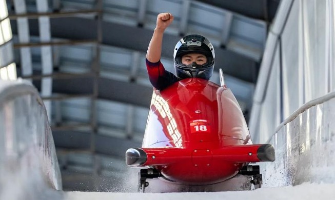 [강원 2024] 한국, 아시아 최초 썰매 금메달···대회 첫 3관왕 탄생
