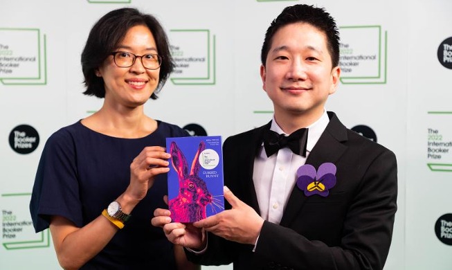 한국문학 작품 해외서 5년간 185만부 팔렸다