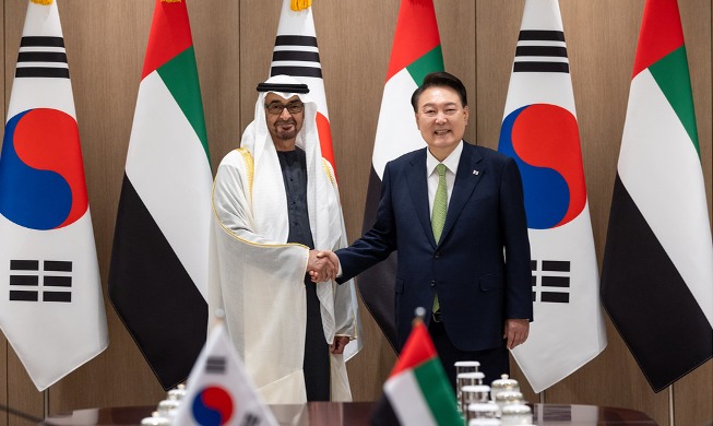 한-UAE 포괄적경제동반자관계협정 체결···300억 달러 투자 재확인