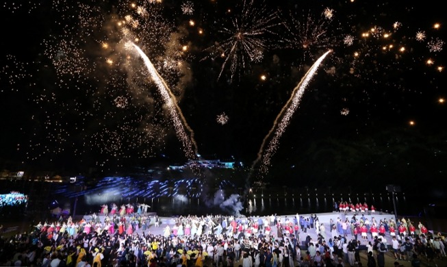 '날좀 보소, 동지 섣달 꽃 본듯이'···제66회 밀양아리랑대축제