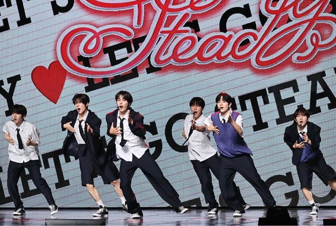 [사진으로 보는 한국] NCT위시, 첫 미니앨범 발표