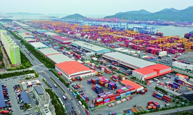 9월 수출입물가 두 달째 내림세···환율·유가 하락 영향