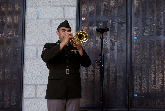 [사진으로 보는 한국] 제74주년 장진호 전투 기념 및 추모행사