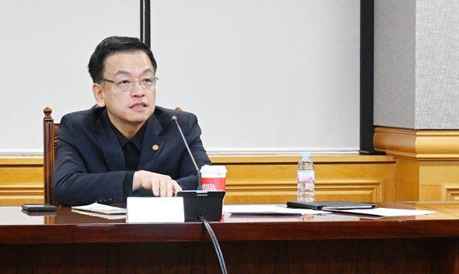 최상목 경제부총리 “계엄사태 경제 영향 제한적···침체 우려는 과도”