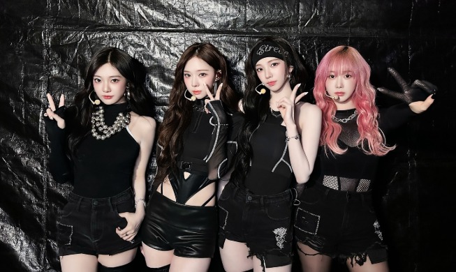 에스파·블랙핑크 제니, '빌보드 위민 인 뮤직' 수상