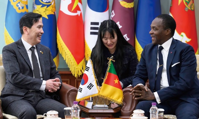 한-카메룬 국방협력 협정 체결