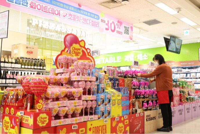 [사진으로 보는 한국] '오늘은 화이트데이'