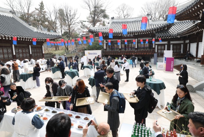 [사진으로 보는 한국] 한식 마켓 행사